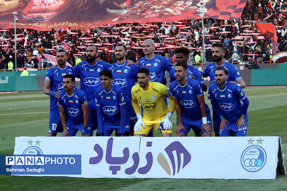 فرار استقلال از قعر با فانوس بوژوویچ 