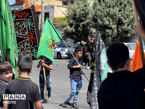 عزاداری پرشور ظهر عاشورا در شهرک ینگی امام