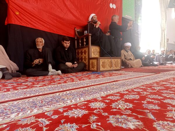 مراسم سوگواری اباعبدالله الحسین در روستای حصار