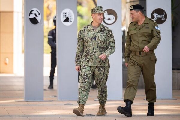 سفر فرمانده سنتکام به فلسطین اشغالی