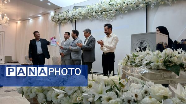 اولین جلسه انجمن اولیا مدرسه اندیشه شهرستان کاشمر 