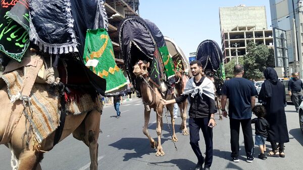 برگزاری تجمع یوم العباس در امامزاده حسن کرج