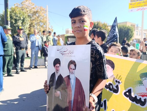راهپیمایی یوم الله ۱۳ آبان در قادرآباد