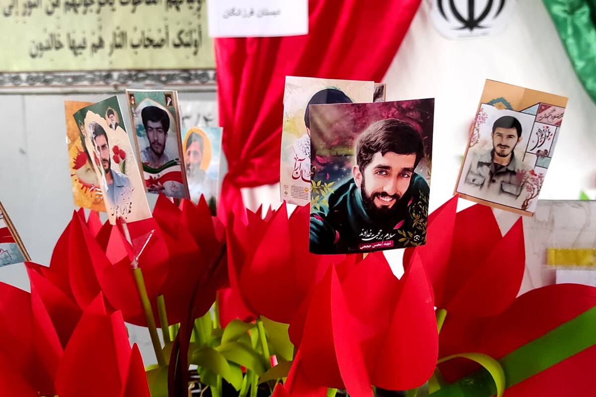 برگزاری جشن‌های باشکوه پیروزی انقلاب اسلامی در مدارس رباط‌کریم