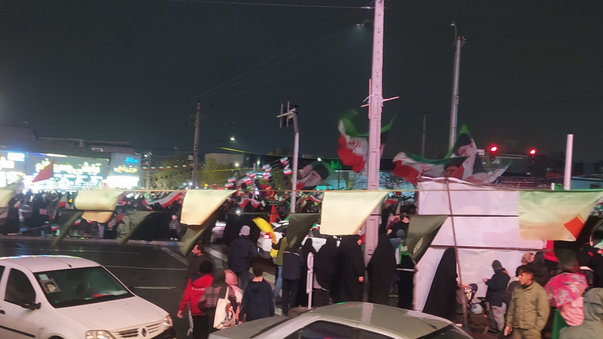 مراسم بزرگ همبستگی اهالی محله شریعتی در نخستین چهارشنبه‌سال  