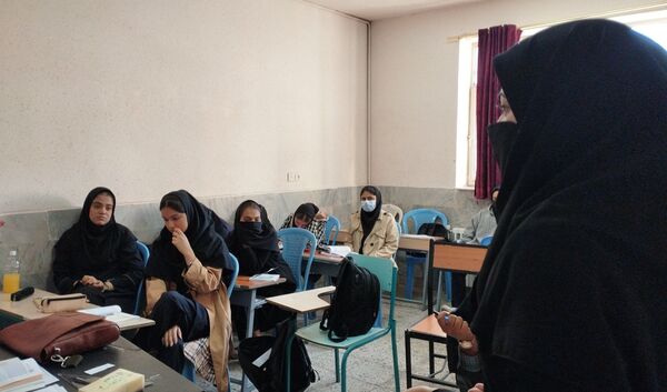آمادگی پیش از مانور زلزله در هنرستان کاردانش حافظ 