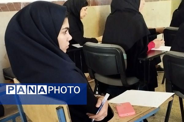 برگزاری مینی دوره هوش مصنوعی در دبیرستان حکمت بهارستان‌دو