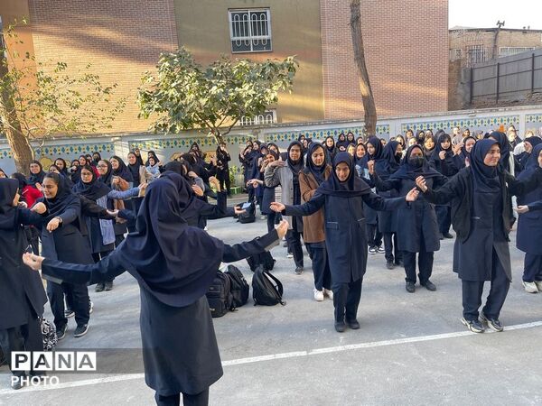 المپیاد ورزشی درون مدرسه ای علامه طباطبایی 