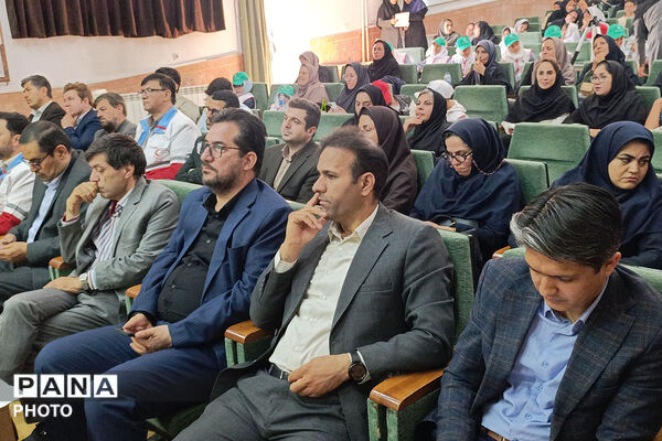 تقدیر از سفیران سلامت خراسان شمالی 