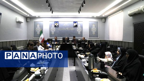 آیین تجلیل از برگزیدگان مسابقات قرآن، عترت و نماز فرهنگیان