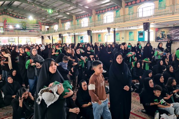 همایش شیرخوارگان حسینی شهرستان آباده
