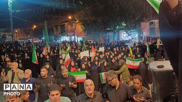 شکوه صدوبیست شب مقاومت مردم کوهدشت در میدان امام خمینی (ره)