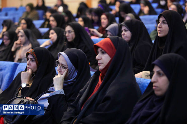 رویداد تفکر روایی در مدیریت مدرسه