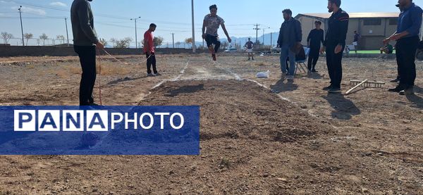 استعدادیابی دختران و پسران ورزشکار در زاوه