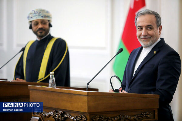 دیدار وزیر خارجه عمان با وزیر خارجه ایران