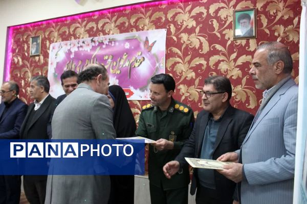 آیین تجلیل از پیشکسوتان فرهنگی ملکان 