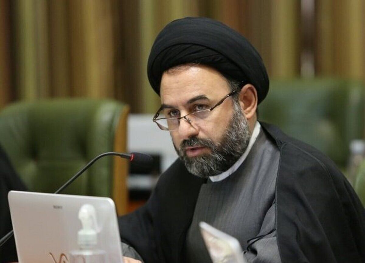 خیل عظیم جمعیت در مراسم تشییع شهید آیت‌الله رئیسی ناشی از عملکرد موفق و نفوذ او در دل‌های مردم است