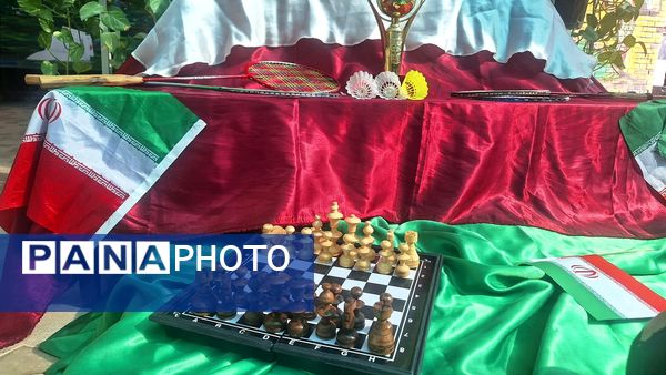 گرامیداشت هفته تربیت بدنی در دبیرستان فیاض 