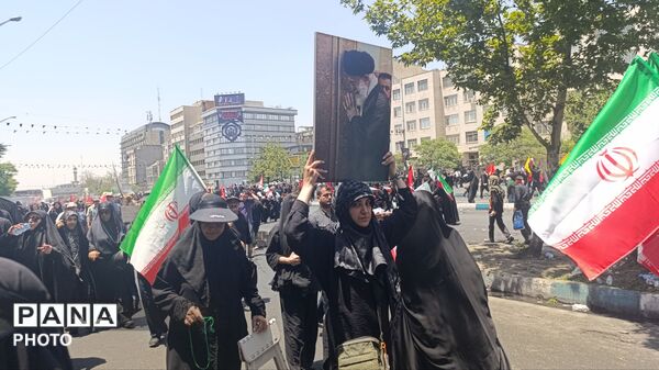 رستاخیز تاریخی لثارات خامنه ای در تهران