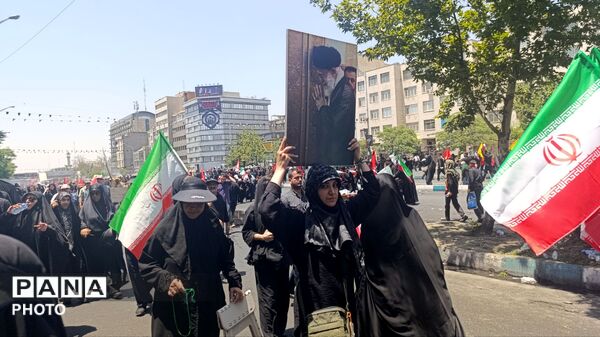 رستاخیز تاریخی لثارات خامنه ای در تهران
