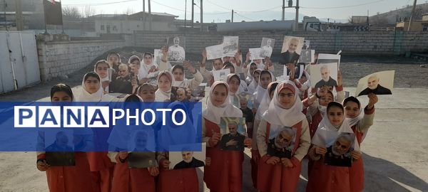 پنجمین سالگرد شهادت سردار دلها در دبستان سمیه