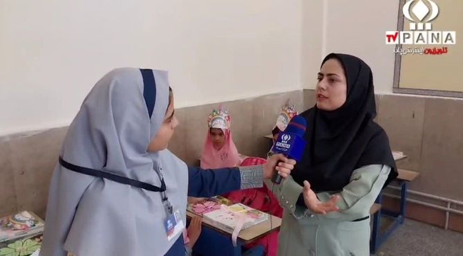 جشن شکوفه ها در دبستان استقلال  شهرضا 
