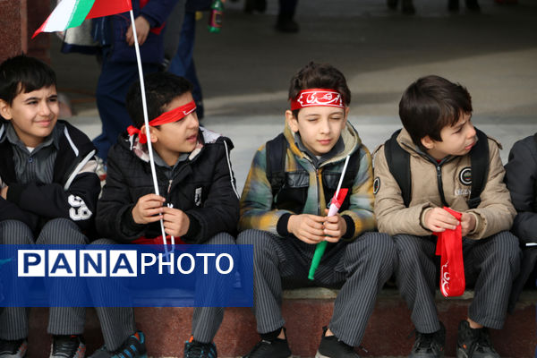 رونمایی از کتاب «سردار ایرانی» ویژه نوجوانان در قم