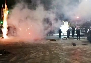 نورافشانی آسمان فاروج به مناسبت ایام الله دهه فجر