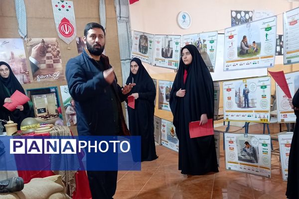 اجرای طرح ملی مدرسهٔ انقلاب در دبیرستان شهدای محراب شهرستان قرچک 