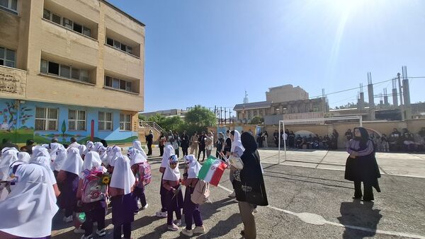 جشن شکوفه‌ها در شهرستان دره شهر