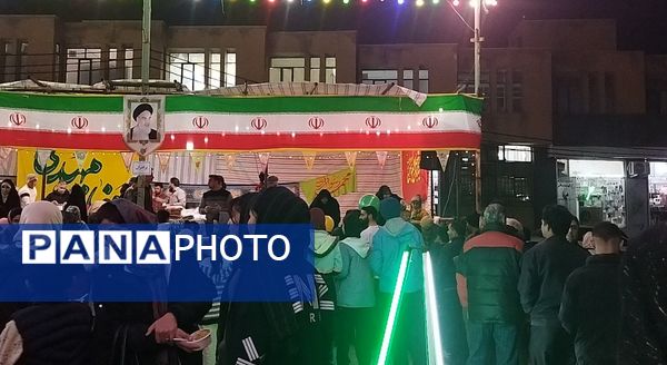 گذری بر موکب های پذیرایی مهدیه در شب میلاد حضرت مهدی (ع)