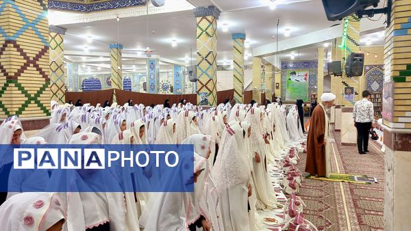 جشن بزرگ فرشته‌ها با حضور ۶۰۰ دانش‌آموز روزه اولی در فلاورجان