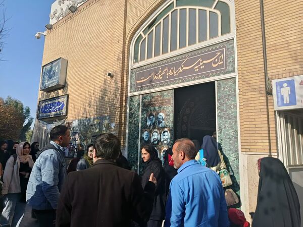 اعزام نخستین گروه از دانش‌آموزان قمی به اردوی راهیان رضوی 