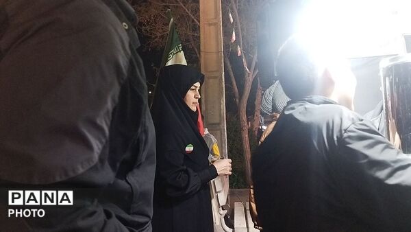 موکب ها هر شب فعال در پذیرایی از غیور مردان و وطن دوستان نیشابوری