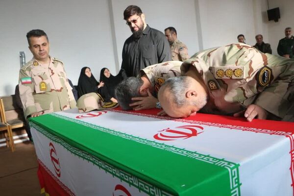 برگزاری مراسم تشییع پیکر پاک مطهر شهید مرزبانی سرهنگ دوم هادی سدیدی