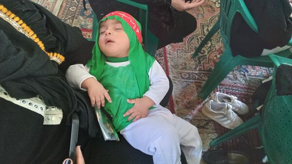 مراسم شیرخوارگان حسینی در حسینیه ولیعصر زرقان 