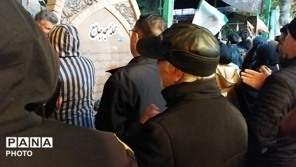 چهل روز ، چهل شب ؛ مردم نیشابور عزادار رهبر شهید و شهدای میناب هستند -۱