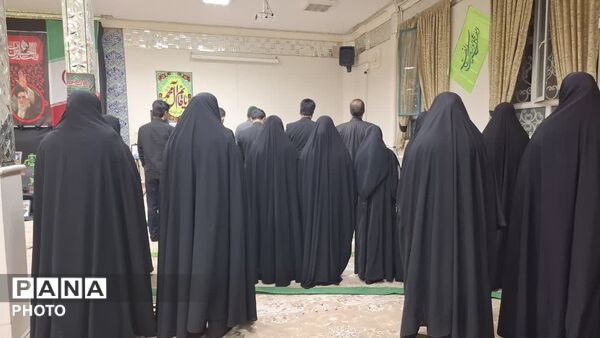 محفل نورانی انس با قرآن کریم به پاسداشت یاد رهبر شهید