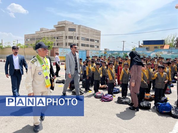  بازدید ارزیاب تخصصی سازمان دانش‌آموزی از فعالیت‌های مدارس تشکیلاتی سازمان دانش‌آموزی مناطق ۱۷ گانه استان چهارمحال وبختیاری