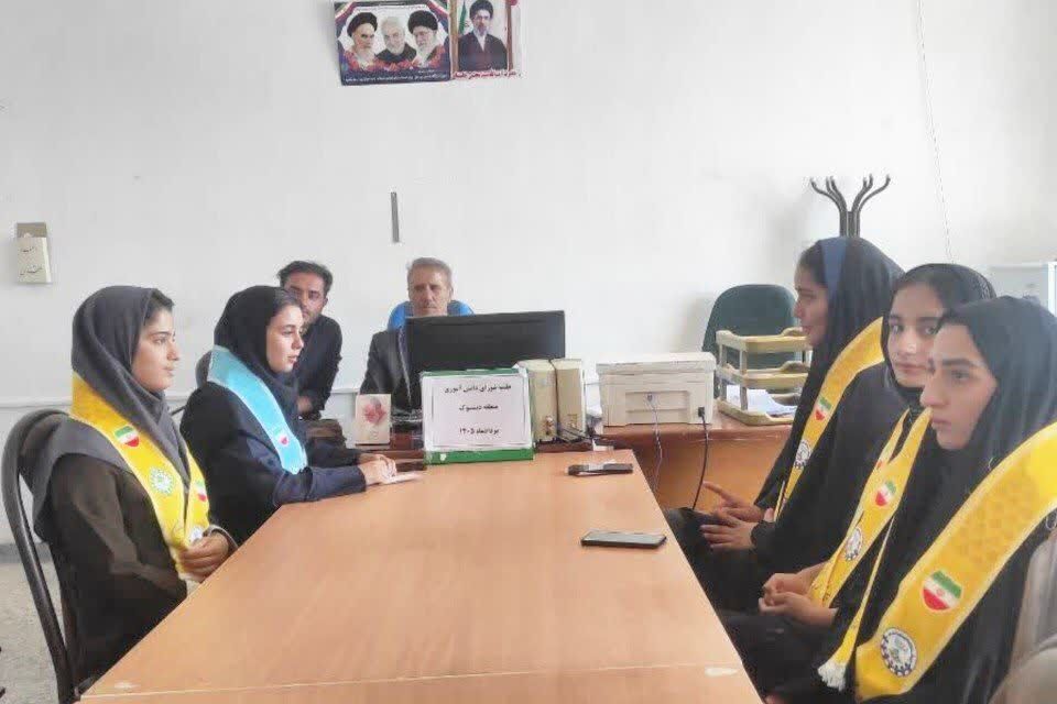 جلسه شورای دانش آموزی  منطقه دیشموک