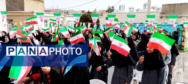 جشن باشکوه و پرشور ایرانمون در آموزشگاه دخترانه فاطمیه شهر کلات 