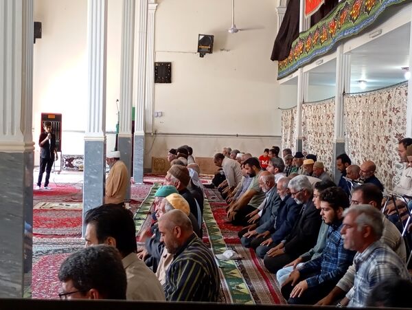 نماز جمعه در شهر تیتکانلو