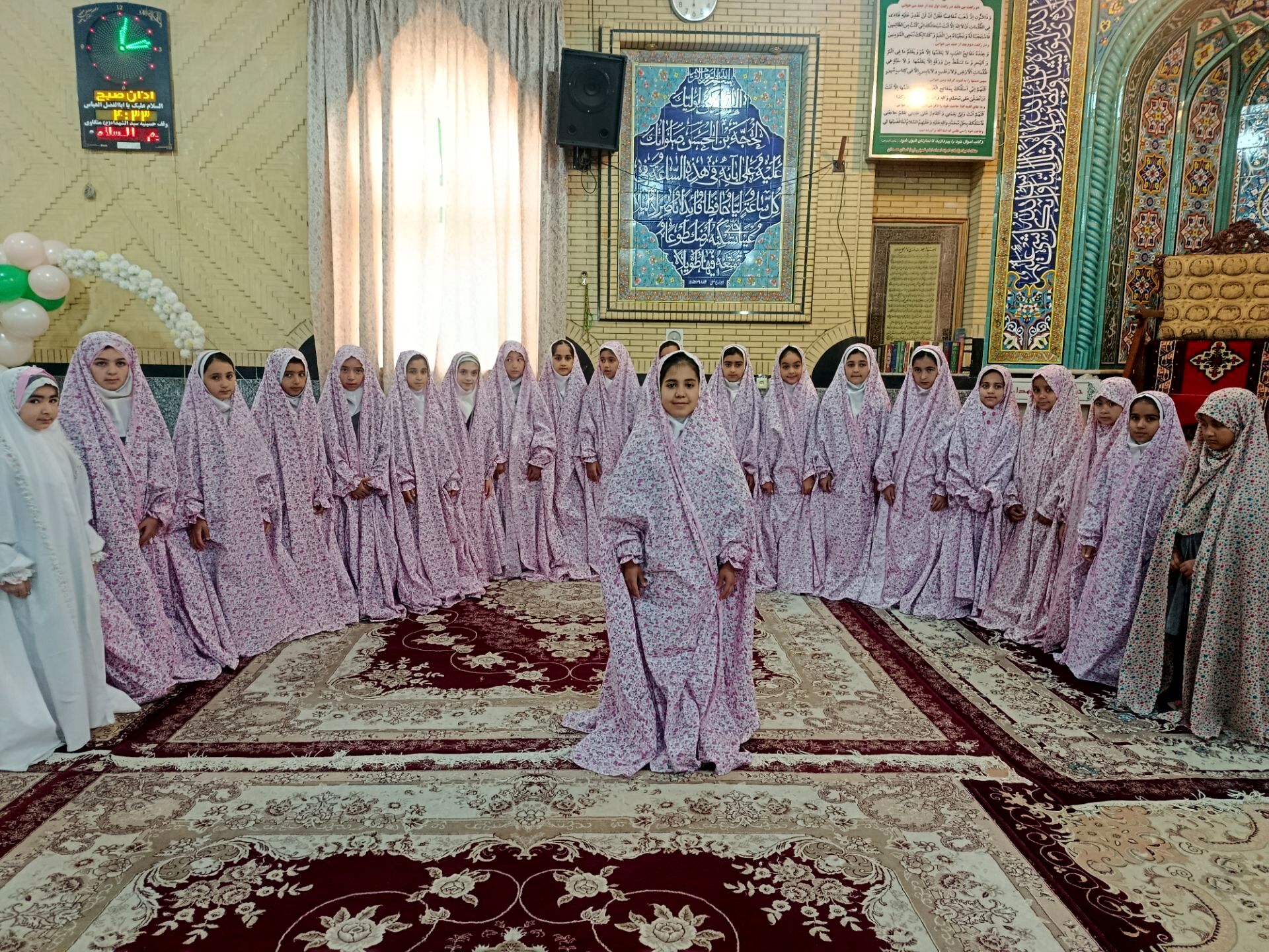 جشن تکلیف دختران جوکار به یاد دانش‌آموزان میناب برگزار شد