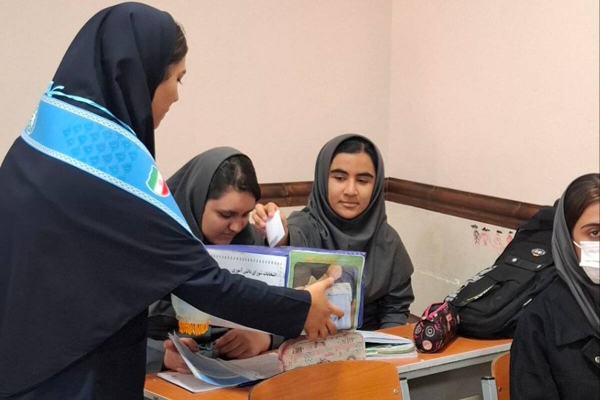 شور انتخاباتی دانش آموزان چهاردانگه
