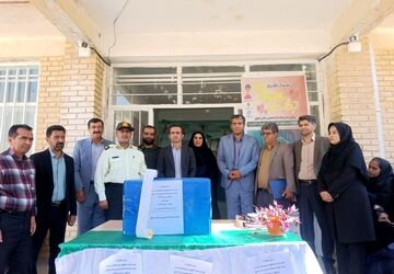 جشن عاطفه‌ها در کنار شکوفه‌های مهربان فروغ منج
