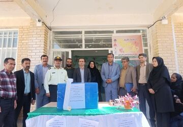 جشن عاطفه‌ها در کنار شکوفه‌های مهربان فروغ منج