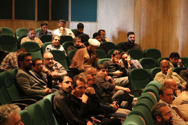 نشست صمیمی نمایندگان قم در مجلس با اصحاب رسانه