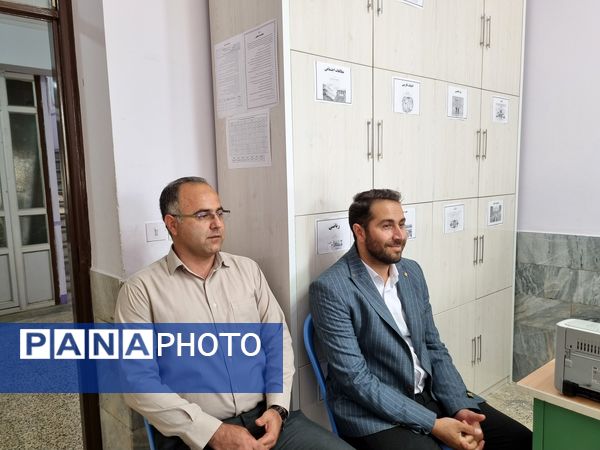 بازدید مسئولان آموزش و پرورش از مدارس سطح شهر سملقان به‌مناسبت هفته معلم