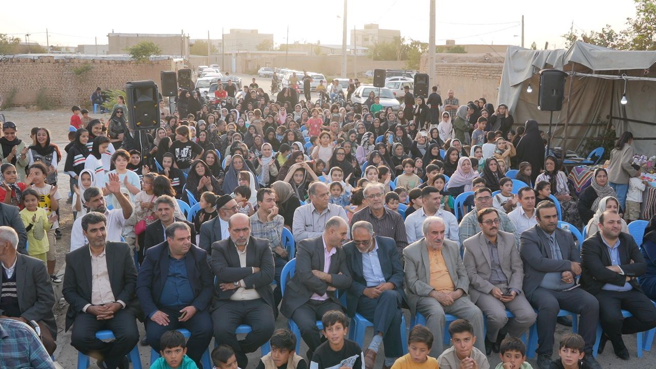 جشنواره ملی فرهنگی، ورزشی و بومی "مادران آفتاب" در تاکستان
