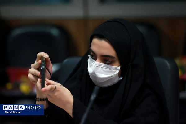 نشست خبری « فصلی از رویش جوانه‌ها»